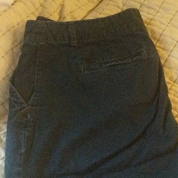 Chino style denim shorts - Picture 4 of 4